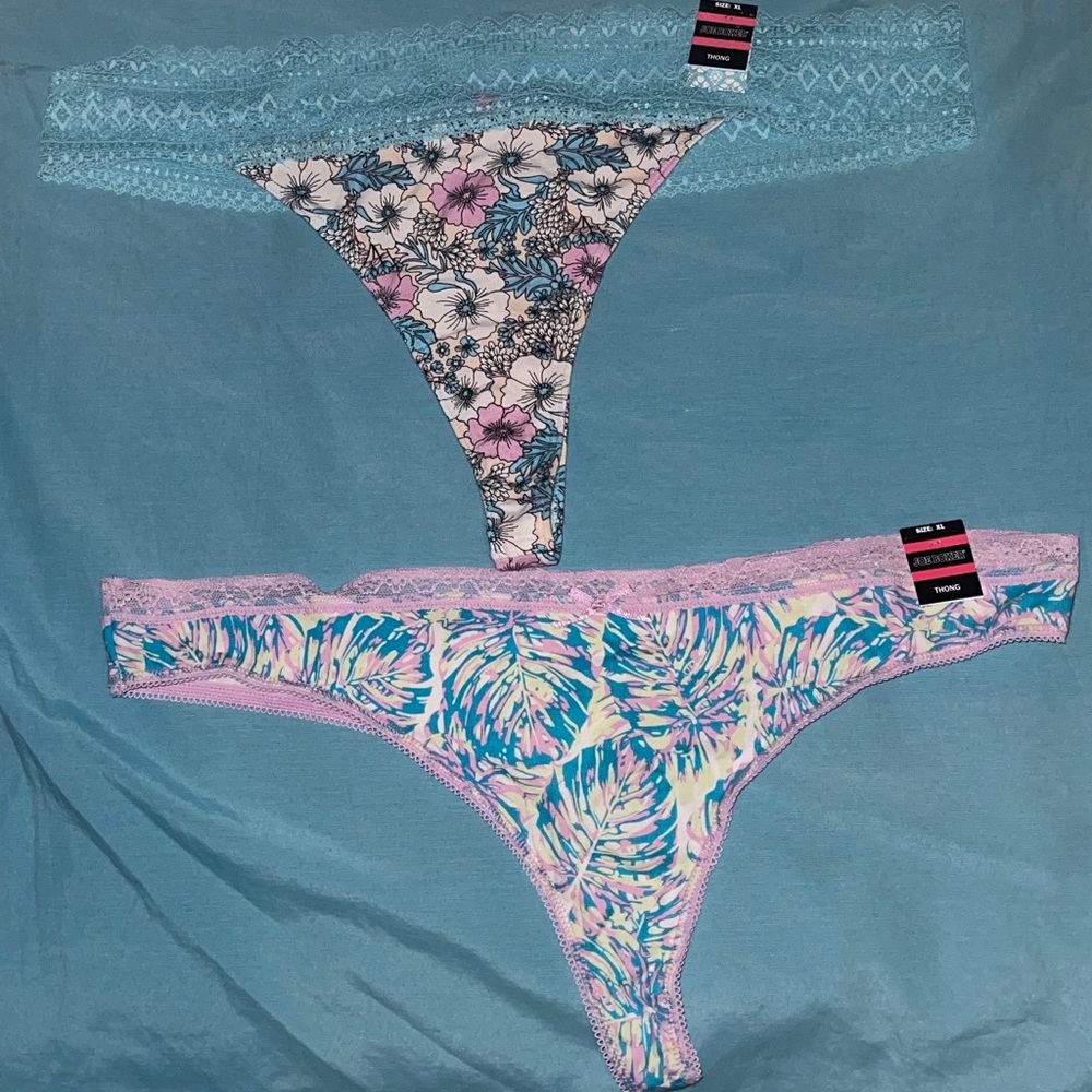 NWT Ladies Thong / Hipster Panties - Sexy and comfortable - Various sizes